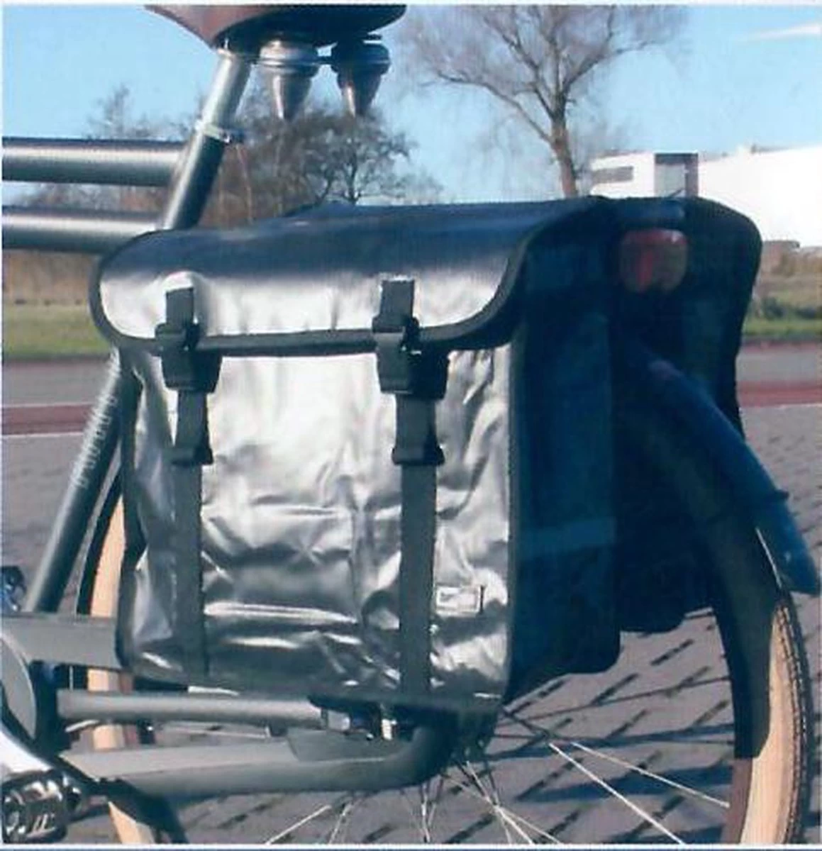 Lastpak Bisonyl - Dubbele Fietstas - 46 L - Zwart 2 Lastpak Bisonyl - Dubbele Fietstas - 46 L - Zwart - Afbeelding 2