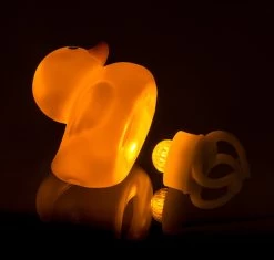 Merkloos Piepende Eend Met Led Licht Voor Op De Fiets 11 Merkloos Piepende Eend Met Led Licht Voor Op De Fiets -Fiets Serie Winkel 1200x1140 2