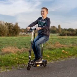 BluMill Elektrische Step – Voor Kinderen – Elektrische Step Met Zadel – Verstelbaar Stuur En Zadel – 12 Km / U – Max 70 Kg -Fiets Serie Winkel 1200x1200 1751