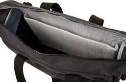 Fastrider Isas Enkele Fietstas Grijs - 16L 21 Fastrider Isas Enkele Fietstas Grijs - 16L -Fiets Serie Winkel 1200x775 4