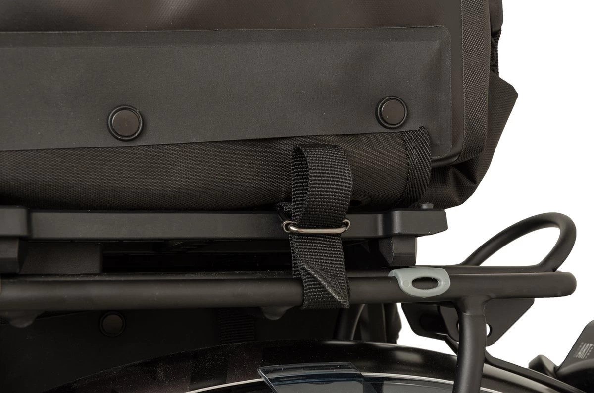 AGU Dubbele Fietstas Shelter - Zwart - 42L - Waterdicht - MIK Compatible 6 AGU Dubbele Fietstas Shelter - Zwart - 42L - Waterdicht - MIK Compatible - Afbeelding 6