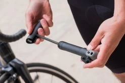 BBB Cycling WindWave Minipomp - Fietspomp - Pomp Fiets Mini - 7 Bar - Zwart - 25 Cm - BMP-54 -Fiets Serie Winkel 1200x800 119