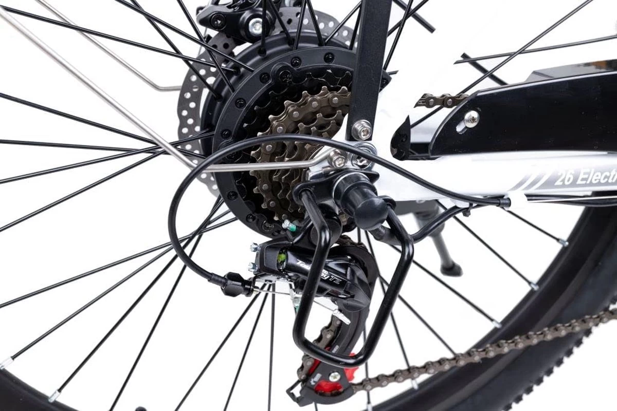 Myatu E-Bike Voor Heren En Dames Lage Instap Met 45 Cm Aluminium Frame, 6 Versnellingen, 250 Wh Afneembare Lithium Batterij 40-80 Km Range, Trekking Ebike Met 1.95 X 26 Inch Wiel (Zwart, Urban) 3 Myatu E-Bike Voor Heren En Dames Lage Instap Met 45 Cm Aluminium Frame, 6 Versnellingen, 250 Wh Afneembare Lithium Batterij 40-80 Km Range, Trekking Ebike Met 1.95 X 26 Inch Wiel (Zwart, Urban) - Afbeelding 3