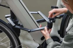 AXA Fold 100 Vouwslot - Fietsslot - Voor Elk Type Fiets - Met Houder - 100 Cm - Zwart -Fiets Serie Winkel 1200x800 40