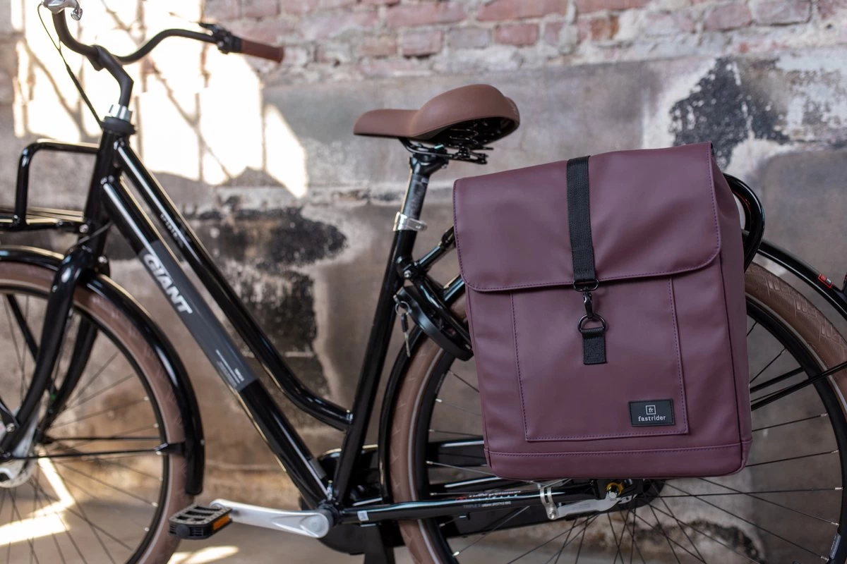 Fastrider Jaxx II Enkele Fietstas - Rugzak - Waterafstotend - Fietstas, Schoudertas En Rugtas In 1 - Paars - 14 Liter 18 Fastrider Jaxx II Enkele Fietstas - Rugzak - Waterafstotend - Fietstas, Schoudertas En Rugtas In 1 - Paars - 14 Liter - Afbeelding 18