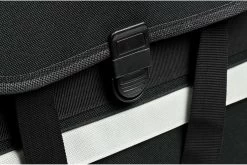 Lastpak Pakaf - Enkele Fietstas - 17 L - Zwart 16 Lastpak Pakaf - Enkele Fietstas - 17 L - Zwart -Fiets Serie Winkel 1200x804 1