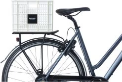 Basil Fietskrat M - Medium - 27 Liter - Wit -Fiets Serie Winkel 1200x810 1