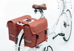 New Looxs Fiori Double Nomi Dubbele Fietstas - 30 Liter - Rood 11 New Looxs Fiori Double Nomi Dubbele Fietstas - 30 Liter - Rood -Fiets Serie Winkel 1200x819