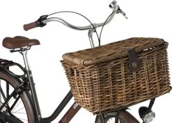 Fastrider Sera Rotan Fietsmand - Bruin - 26L - Handgemaakt - Met Klep -Fiets Serie Winkel 1200x865 3