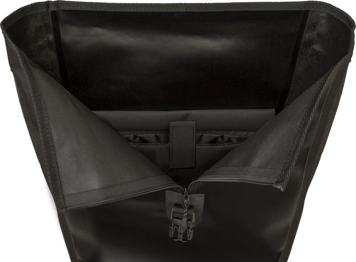 AGU Rugzak Shelter - Zwart - 21L - Waterdicht - Roll-top 2 AGU Rugzak Shelter - Zwart - 21L - Waterdicht - Roll-top - Afbeelding 2